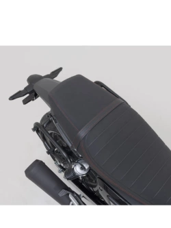 Zestaw sakw bocznych SW-Motech Legend Gear LC2/LC1 ze stelażami Honda GB 350 S (24-) czarne
