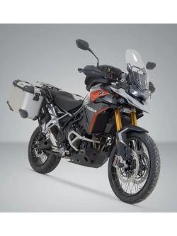 Zestaw: kufry boczne + stelaże PRO TRAX ADV SW-Motech Triumph Tiger 900 GT/ Pro, Rally Pro (23-) srebrne [poj.: 45 +37l]
