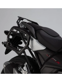 Zestaw: kufry boczne DUSC M + stelaże PRO SW-Motech Honda NC 750 S/ X (16-) [poj.: 2 x 33 l]