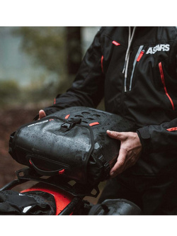Sakwy wodoodporne SysBag WP M/M SW-MOTECH + stelaże SLC do Aprilia Tuareg 660 (21-)/ Rally (24-) [pojemność: 2 x 17-23L]