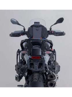 Zestaw: kufry boczne DUSC L + kufer centralny DUSC XL + stelaże SW-Motech BMW R 1300 GS (23-) [do oryginalnego mocowania kufra górnego, poj.: 1 x 55l + 2 x 41l]