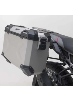 Zestaw: kufry boczne + stelaże PRO TRAX ADV SW-Motech CF Moto 450 MT (23-) srebrne [poj.: 45 +37l]