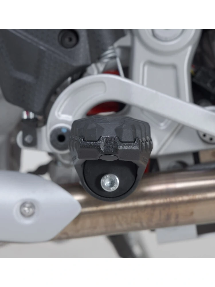 Podnóżki motocyklowe EVO SW-Motech Aprilia Tuareg 660 Rally (24-) czarne