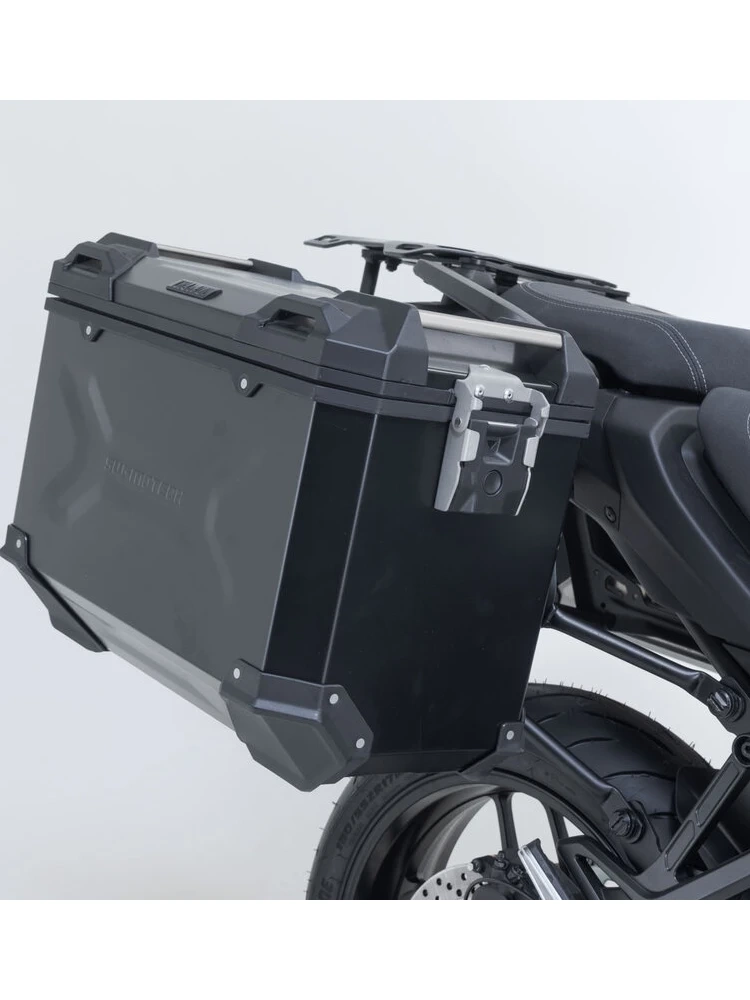 Zestaw: kufry boczne + kufer centralny TRAX ADV + stelaże SW-Motech Yamaha Tracer 9/ GT/ GT+ (24-) czarne