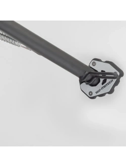 Poszerzenie stopki bocznej SW-Motech Triumph Trident 660 (24-) czarno-srebrne