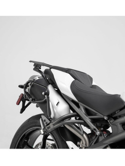 Zestaw: kufry boczne plastikowe + stelaże URBAN ABS SW-MOTECH do Triumph Speed Triple 1050 (18-) [pojemność: 2 x 16,5l]