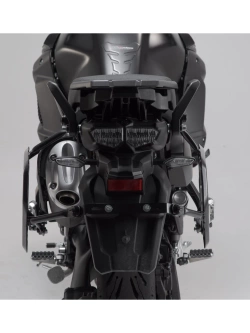Zestaw: kufry boczne DUSC L + kufer centralny DUSC M + stelaże PRO + stelaż Adventure-Rack SW-Motech Yamaha XT1200Z Super Tenere (10-) [poj.: 1 x 33l + 2 x 41l]
