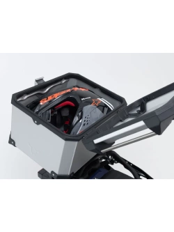 Zestaw: kufer centralny srebrny TRAX ADV + stelaż Adventure-rack SW-Motech CF Moto 450MT (23-)/ 800 MT-X (24-) [poj.: 38 L]