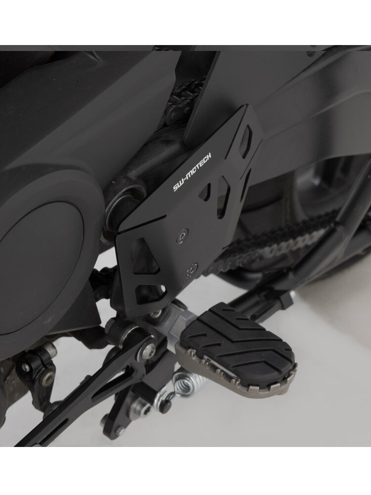 Osłona pięty na lewą stronę SW-Motech Harley-Davidson Pan America (RA1250) RA1 (21-)/ ST (24-) czarna