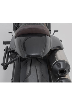 Zestaw: Sakwa boczna Legend Gear LH1 + stelaż LH1 Sw-Motech Harley-Davidson Sportster S (RH1250S) RA1 (21-)[poj. 19.5 l]