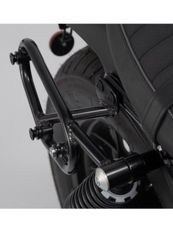 Zestaw sakw bocznych LEGEND GEAR LC2 Black Edition ze stelażami do Moto Guzzi V9 Roamer/Bobber (15-) [pojemność: 2 x 13,5 L]