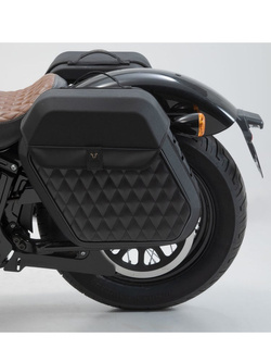 Stelaże boczne SLH SW-MOTECH Harley-Davidson Softail Street Bob (FXBB) (17-20), Softail Standard (20-) [na lewą i prawą stronę]