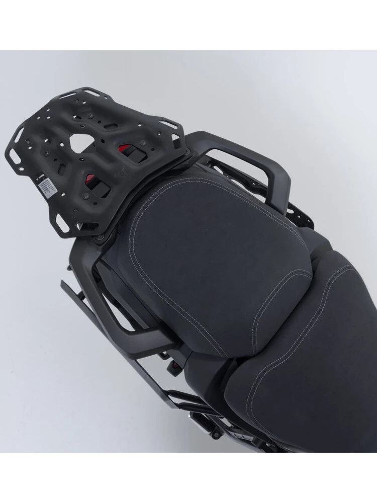 Zestaw: kufry boczne + kufer centralny TRAX ADV + stelaże SW-Motech Yamaha Tracer 9/ GT/ GT+ (24-) srebrne