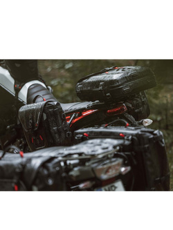 Sakwy wodoodporne SysBag WP M/M SW-MOTECH + stelaże SLC do Aprilia Tuareg 660 (21-)/ Rally (24-) [pojemność: 2 x 17-23L]
