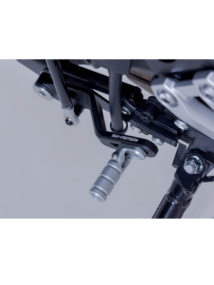Dźwignia zmiany biegów SW-MOTECH Suzuki GSX 8S (23-)/ 8R (24-)/ 8T (25-)/ 8TT (25-)