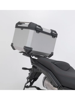 Zestaw: kufer centralny srebrny TRAX ADV + stelaż Adventure-rack SW-Motech Moto Guzzi V85 TT Strada (24-) [poj.: 38 L]