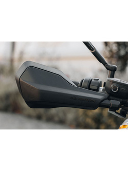 Zestaw osłon dłoni Sw-Motech Sport czarne [do kierownic o średnicy 22 mm]