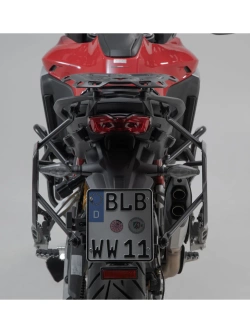 Zestaw: kufry boczne DUSC L + kufer centralny DUSC XL + stelaże PRO + stelaż Adventure-Rack SW-Motech Ducati Multistrada V4/ S/ Pikes Peak (24-) [poj.: 1 x 55l + 2 x 41l]