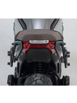 Zestaw sakw bocznych LEGEND GEAR LC2 ze stelażami SW-MOTECH do CFMoto 700CL-X Heritage (22-) [pojemność: 2 x 13,5 L]