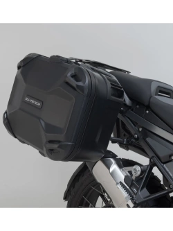 Zestaw: kufry boczne DUSC L + stelaże PRO SW-Motech BMW R 1300 GS Adventure (24-) [poj.: 2 x 41l]