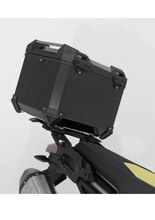 Zestaw: kufer centralny Trax + stelaż Adventure SW-Motech Aprilia Tuareg 660 (21-)/ Rally (24-) [pojemność: 38l]