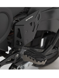 Osłona pięty na lewą stronę SW-Motech Harley-Davidson Pan America (RA1250) RA1 (21-)/ ST (24-) czarna
