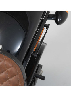 Stelaże boczne SLH SW-MOTECH Harley-Davidson Softail Street Bob (FXBB) (17-20), Softail Standard (20-) [na lewą i prawą stronę]
