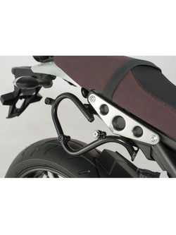 Zestaw sakw bocznych Legend Gear Black Edition 13,5/13,5 l i stelaży SLC Yamaha XSR 900 (16-21)