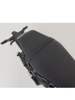 Zestaw sakw bocznych Legend Gear LC2 ze stelażami SW-Motech Husqvarna Svartpilen/ Vitpilen 401 (23-) czarno-brązowe [poj.: 2 x 13,5 L]