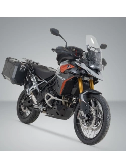 Zestaw: kufry boczne + stelaże PRO TRAX ADV SW-Motech Triumph Tiger 900 GT/ Pro, Rally Pro (23-) czarne [poj.: 45 +37l]