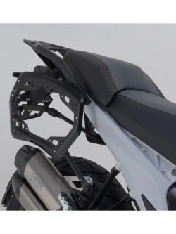 Zestaw: kufry boczne DUSC M + stelaże PRO SW-Motech BMW R 1300 GS (23-) [poj.: 2 x 33 l]