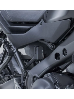 Osłona zbiornika płynu hamulcowego SW-Motech Yamaha Tracer 9 GT (24-) czarna
