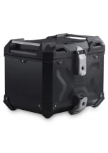 Zestaw: kufer centralny czarny TRAX ADV + stelaż Adventure-rack SW-Motech CF Moto 450MT (23-)/ 800 MT-X (24-) [poj.: 38 L]