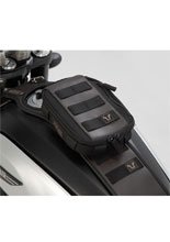 Zestaw: torba akcesoryjna LA2 i pas na zbiornik SLA SW-Motech Ducati Scrambler (wybrane modele)