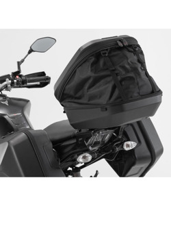 Zestaw: kufer centralny plastikowy + stelaż URBAN ABS SW-MOTECH Honda X-ADV (16-20) [pojemność 16-29 L]