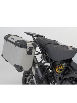 Zestaw: kufry boczne 45/37L + kufer centralny 38L TRAX ADV+ stelaże SW-MOTECH Ducati DesertX (22-) srebrne