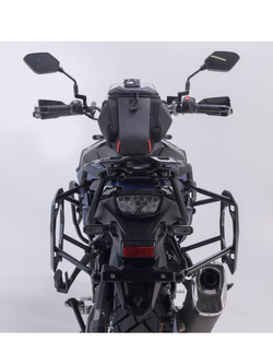 Zestaw: kufry boczne TRAX ADV + stelaże PRO 45/37 L Sw-Motech Suzuki V-Strom 800DE, V-Strom 800 (23-) (pojemność 37 i 45 L) srebrne