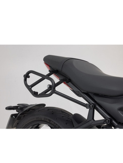 Zestaw: kufry boczne plastikowe Urban ABS + stelaże SLC Sw-Motech Triumph Trident 660 (21-) [pojemność: 2 x 16,5l]