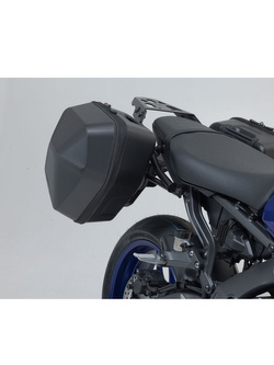 Zestaw: kufry boczne plastikowe Urban ABS + stelaże SLC Sw-Motech Yamaha MT-09 (20-23) [pojemność: 2 x 16,5l]