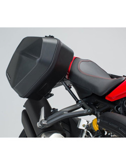 Zestaw: kufry boczne plastikowe + stelaże URBAN ABS SW-MOTECH do Ducati Monster 1200 (16-22), SuperSport / S (17-22) [pojemność: 2 x 16,5l]