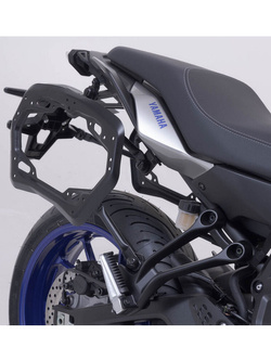 Zestaw: kufry boczne + stelaże EVO TRAX ADV SW-Motech Yamaha MT-07 Tracer (16-) [poj.: 2 x 45 L] czarne