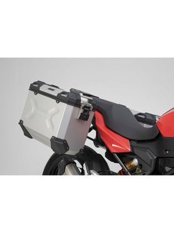 Zestaw: kufry boczne + stelaże PRO TRAX ADV SW-MOTECH 37/37 L do motocykla BMW F 900 R / XR [19-] [pojemność 2 x 37 L]